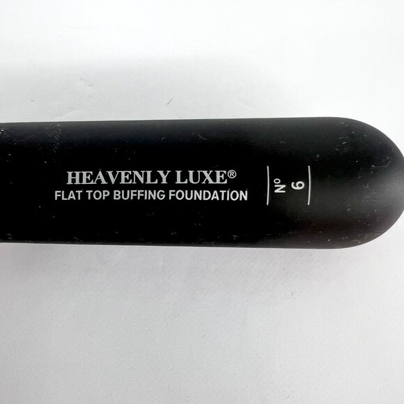 NWT It Cosmetics Heavenly Luxe Flat Top Buffing Foundation Makeup Brush #6 - Picture 7 of 12